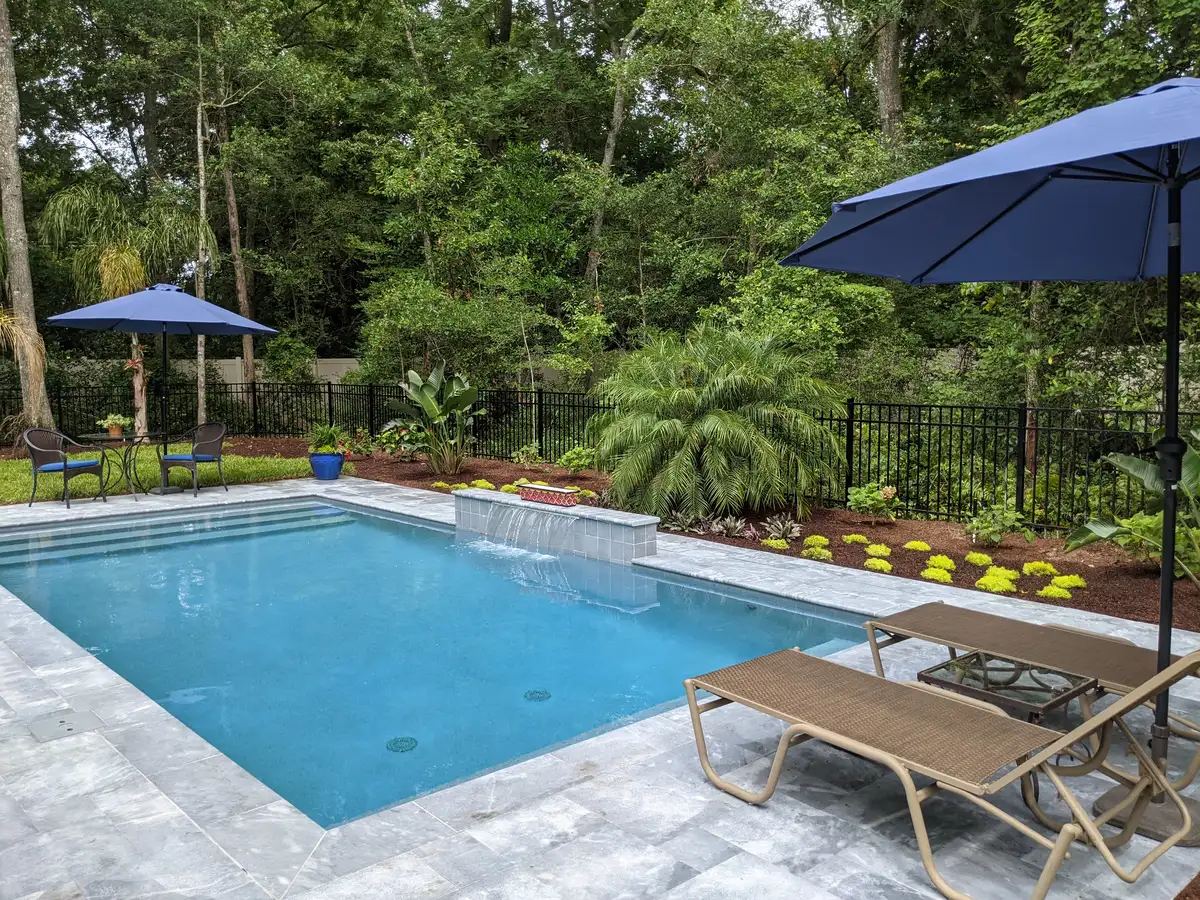 Natural stone walkway through a garden in Fernandina Beach