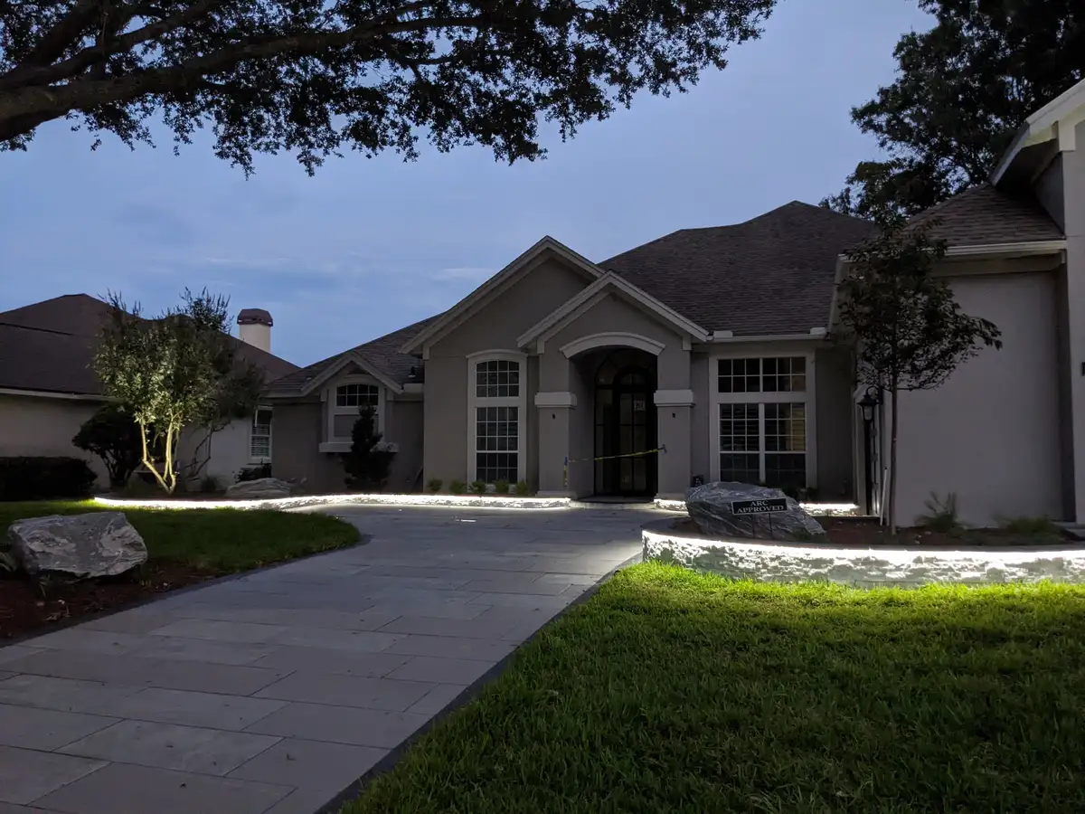 Naturalistic backyard design in Northeast Florida